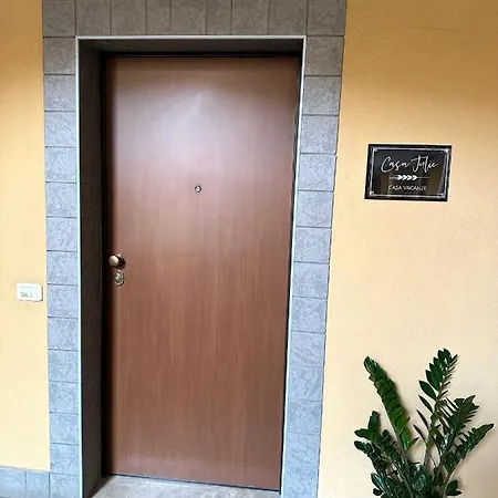 Casa Julie Stazione Latina Appartamento *